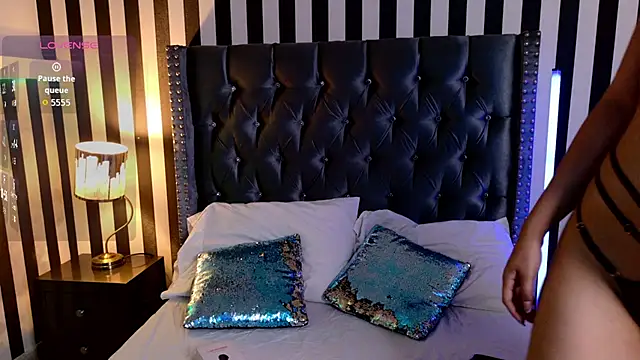 Snapshot of carosantoss chatting on 02-23-26, 10:38 carosantoss online show from 02-23-26, 10:38