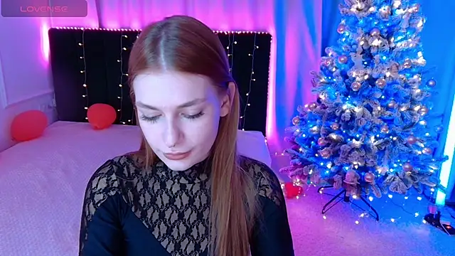 Snapshot of Alisa_Wood chatting on 02-24-26, 03:24 Alisa Wood online show from 02-24-26, 03:24