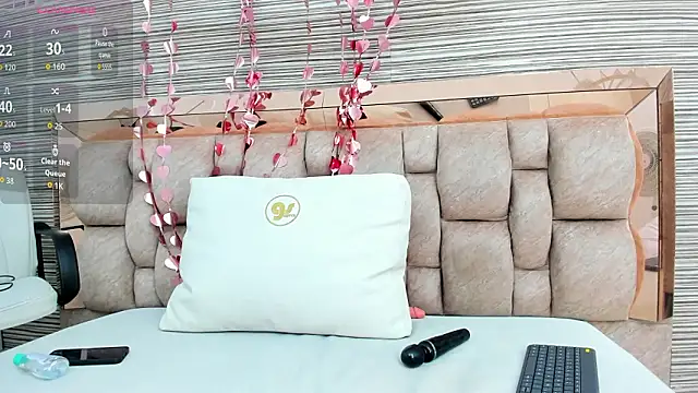 Snapshot of rossy_roose chatting on 02-06-26, 07:43 rossy roose online show from 02-06-26, 07:43