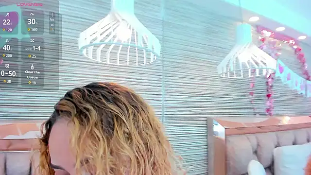 Snapshot of rossy_roose chatting on 02-10-26, 07:46 rossy roose online show from 02-10-26, 07:46