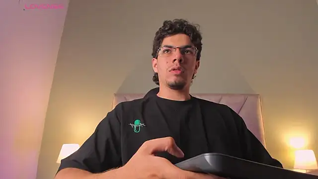 Axel Creed online show from 02-26-26, 02:28