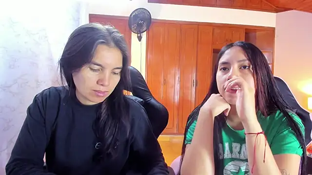 Emily and Soffy online show from 02-10-26, 12:04