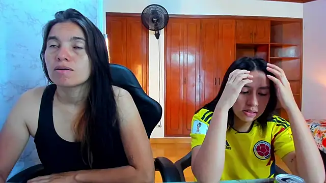 Emily and Soffy online show from 03-26-26, 12:14