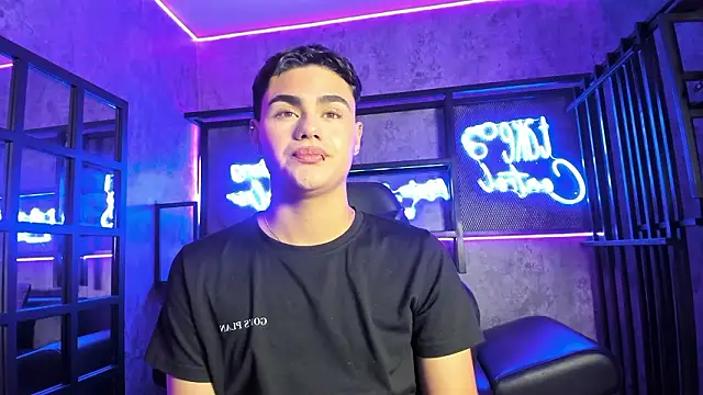 FemNoa online show from 02-21-26, 01:24