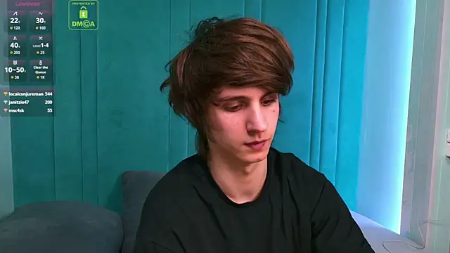 HoogWilder online show from 03-08-26, 02:04