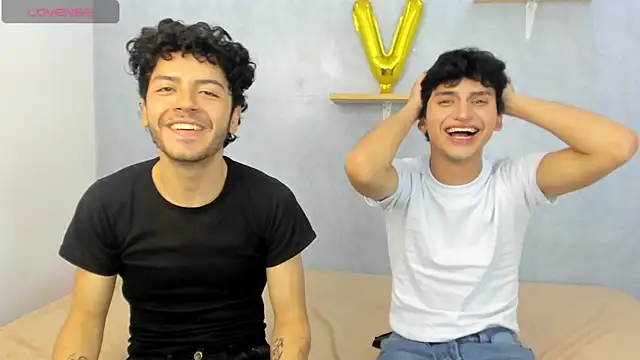 Snapshot of Eliotkinky chatting on 02-25-26, 03:01 Eliotkinky online show from 02-25-26, 03:01