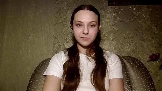 YuniNeko online show from 04-11-26, 05:16