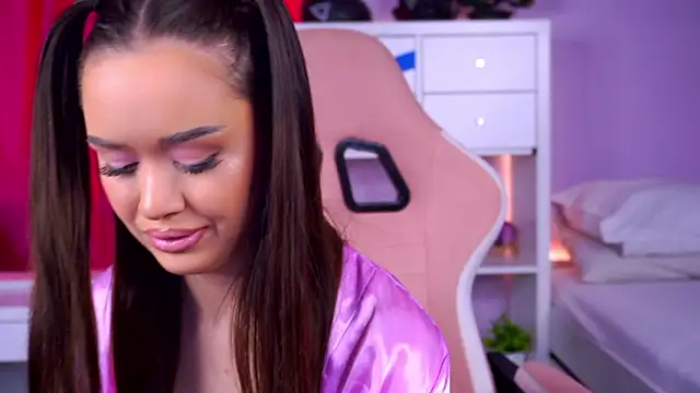 Snapshot of MistyReeds chatting on 02-20-26, 06:19 MistyReeds online show from 02-20-26, 06:19