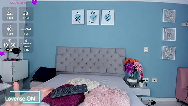 Valentina Rujano online show from 03-29-26, 01:07