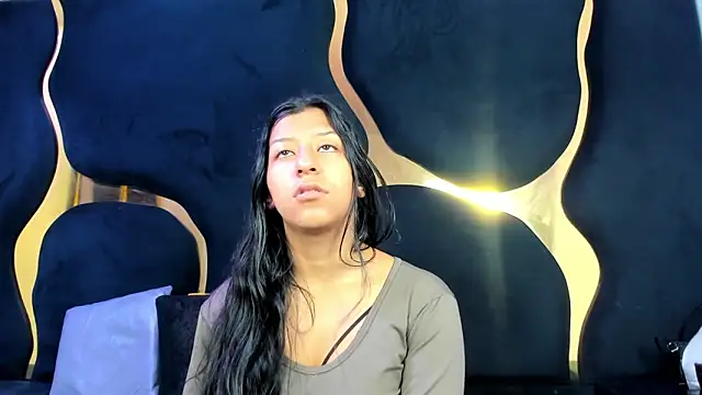 Snapshot of Vaneline2 chatting on 05-27-26, 01:07 Vaneline2 online show from 05-27-26, 01:07