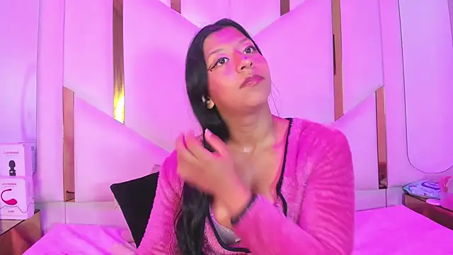 Snapshot of Vaneline2 chatting on 04-29-26, 05:30 Vaneline2 online show from 04-29-26, 05:30