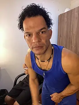 MaxyRyan online show from 03-28-26, 12:17