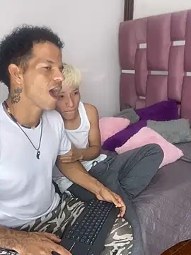 Snapshot of MaxyRyan chatting on 02-21-26, 12:51 MaxyRyan online show from 02-21-26, 12:51