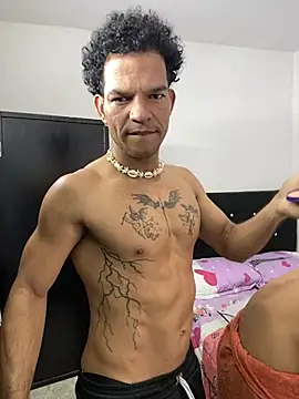 MaxyRyan online show from 04-12-26, 03:37