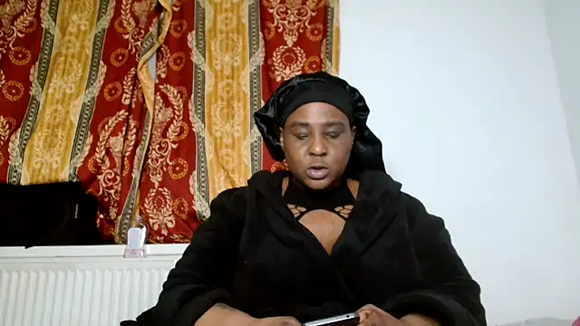 CurvySashia online show from 03-02-26, 12:11