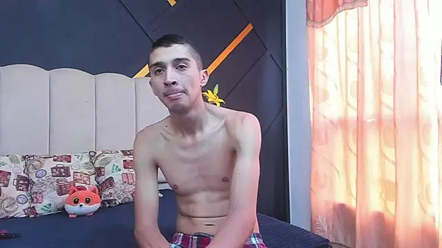 MiaANDrony online show from 02-25-26, 01:00