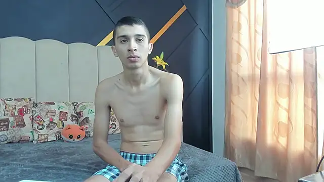 MiaANDrony online show from 02-27-26, 12:38