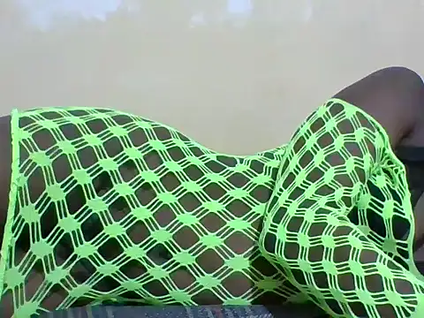 petitelavishey online show from 03-19-26, 07:47