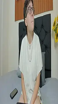  Daarcy  online show from 03-26-26, 03:16