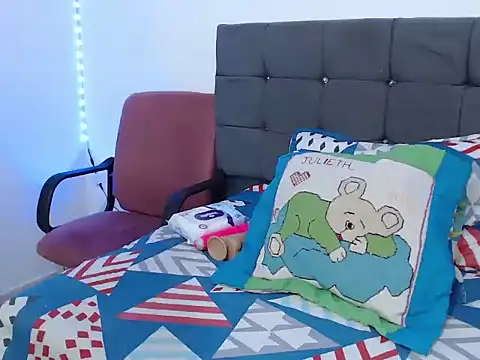 Snapshot of latin_riahnna_jp chatting on 02-11-26, 11:32 latin riahnna jp online show from 02-11-26, 11:32