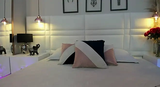 RaquelHyde  online show from 06-18-26, 08:14