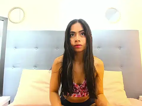 Valery Synn online show from 02-16-26, 12:59