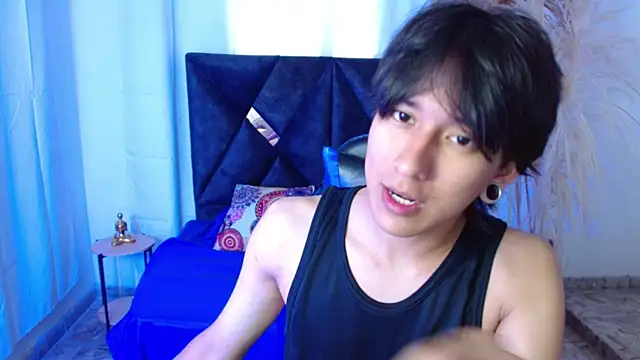 nikoo 18 online show from 03-24-26, 02:17