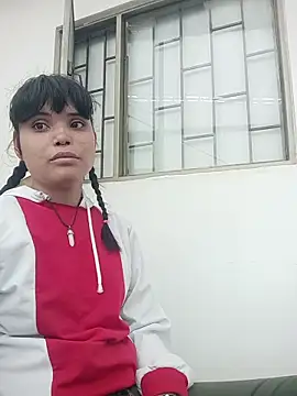 Maggyx online show from 04-15-26, 12:53