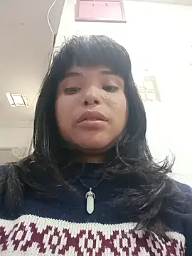 Maggyx online show from 03-25-26, 01:43