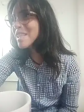 Maggyx online show from 02-20-26, 01:24