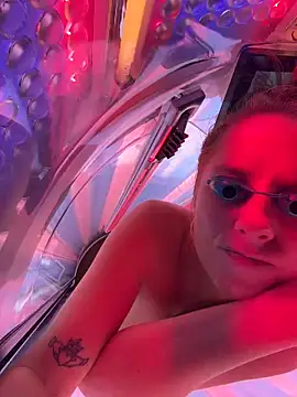 mooviebaby online show from 03-27-26, 05:58