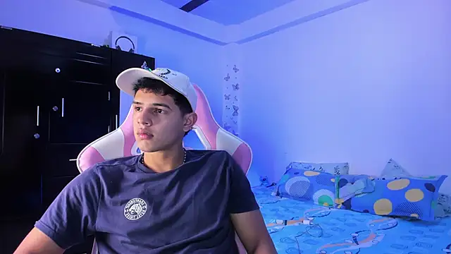 Adrian Prime  online show from 02-21-26, 06:54