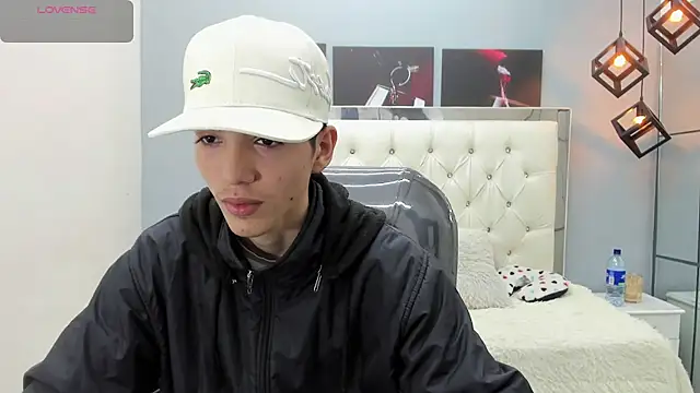 Asher costa online show from 04-12-26, 11:41