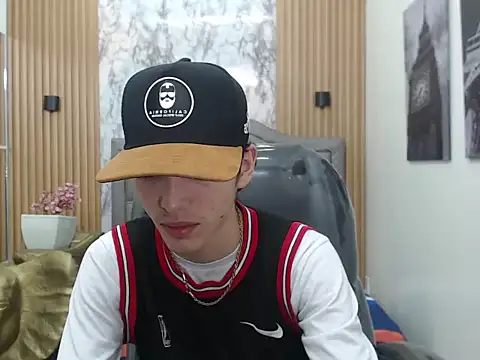 Asher costa online show from 02-06-26, 07:10