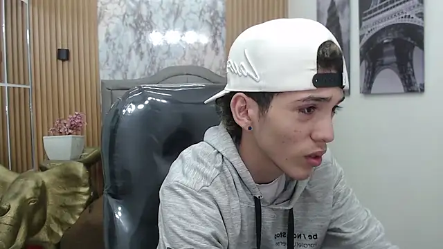 Asher costa online show from 04-11-26, 11:08