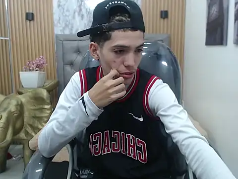 Asher costa online show from 03-20-26, 11:39