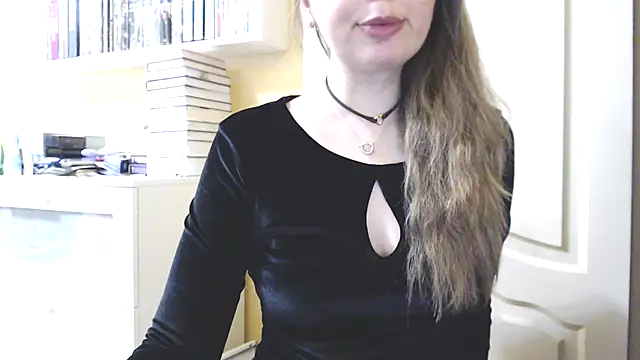 Snapshot of Tasiya chatting on 02-17-26, 12:46 Tasiya online show from 02-17-26, 12:46