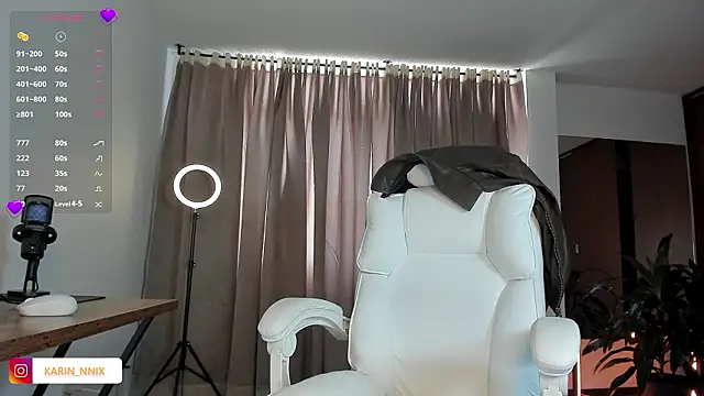 karinnixx online show from 02-11-26, 03:01