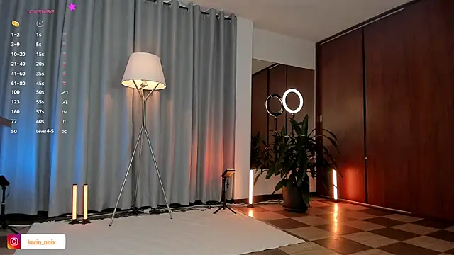 karinnixx online show from 06-15-26, 07:02