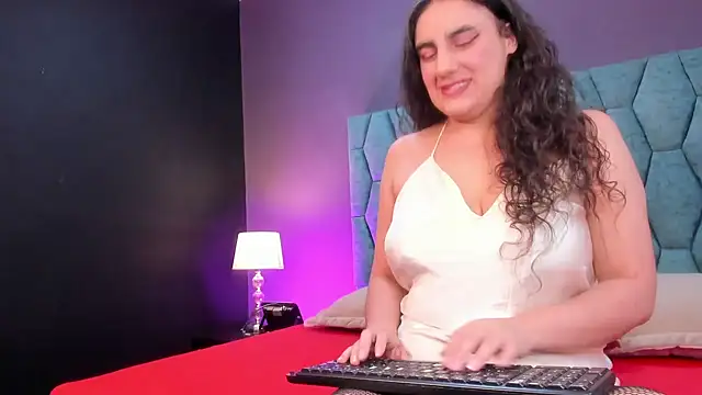 mia brookllyn online show from 03-11-26, 07:30