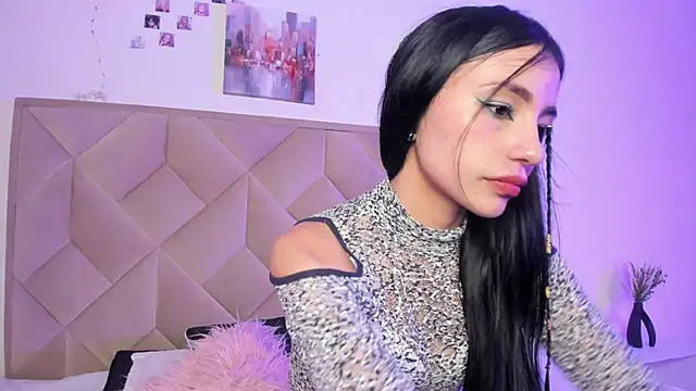 Snapshot of Chloe_Miller_2 chatting on 06-02-26, 12:10 Chloe Miller 2 online show from 06-02-26, 12:10