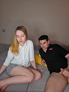 ToxyFoxyy online show from 03-01-26, 11:21