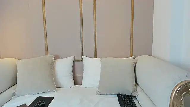 LisaLain online show from 02-28-26, 12:16