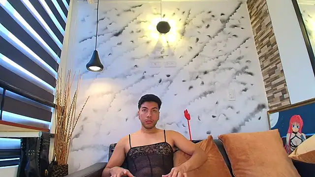 Snapshot of Max_Hornye chatting on 02-15-26, 01:32 Max Hornye online show from 02-15-26, 01:32