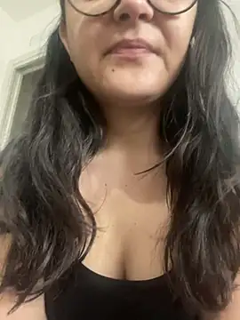 Snapshot of rooobro chatting on 02-12-26, 10:04 rooobro online show from 02-12-26, 10:04