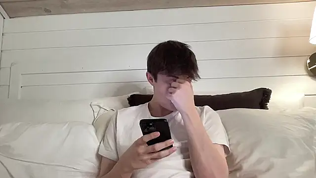 Snapshot of NoahhSkye chatting on 02-09-26, 09:13 NoahhSkye online show from 02-09-26, 09:13