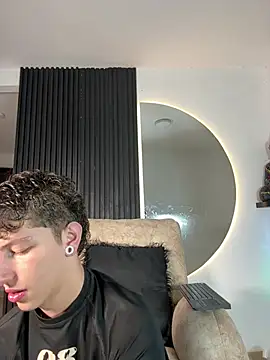 ARON LUXX online show from 02-13-26, 03:06