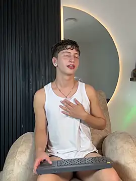 ARON LUXX online show from 02-04-26, 03:12