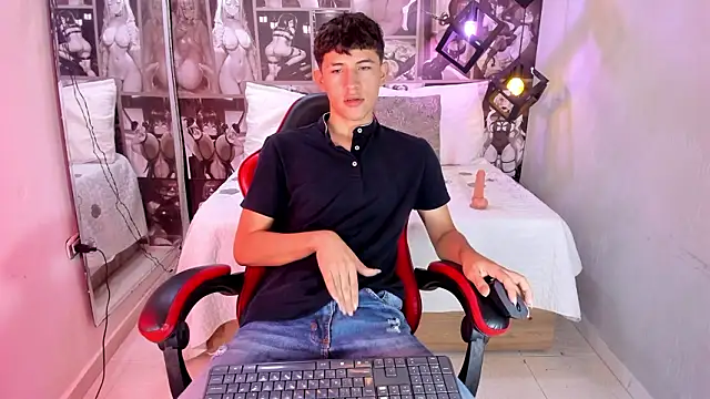 Christian Foxx online show from 03-17-26, 01:58