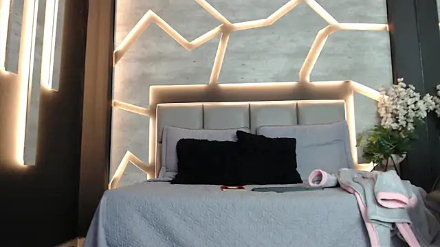 Snapshot of MiistressBlu chatting on 03-02-26, 01:51 MiistressBlu online show from 03-02-26, 01:51